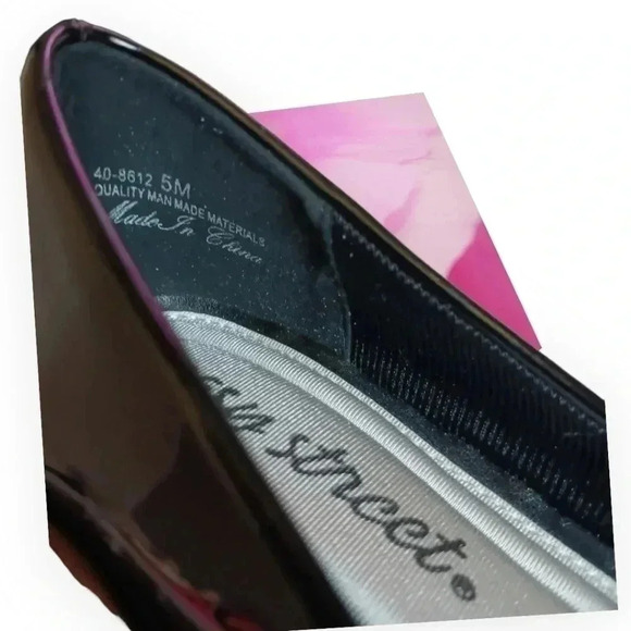 Easy street waive toe pumps size 5M - Picture 8 of 12